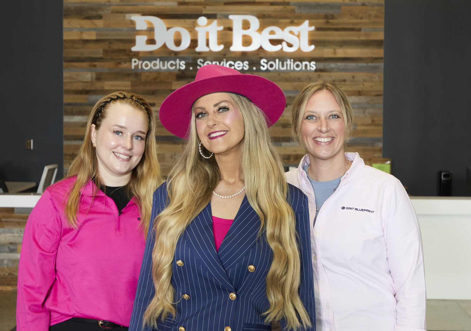 Stefanie Couch and the Grit Blueprint team at Do it Best headquarters