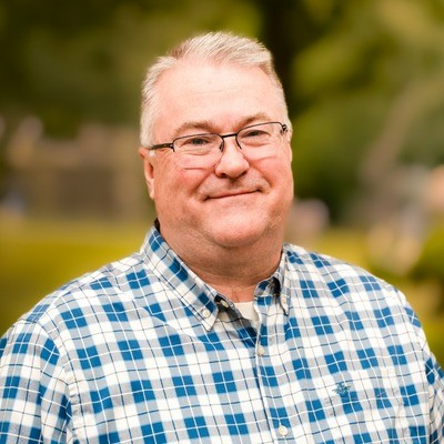 Eric Knox headshot