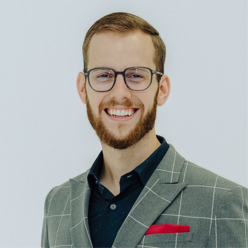 Caleb Paull headshot