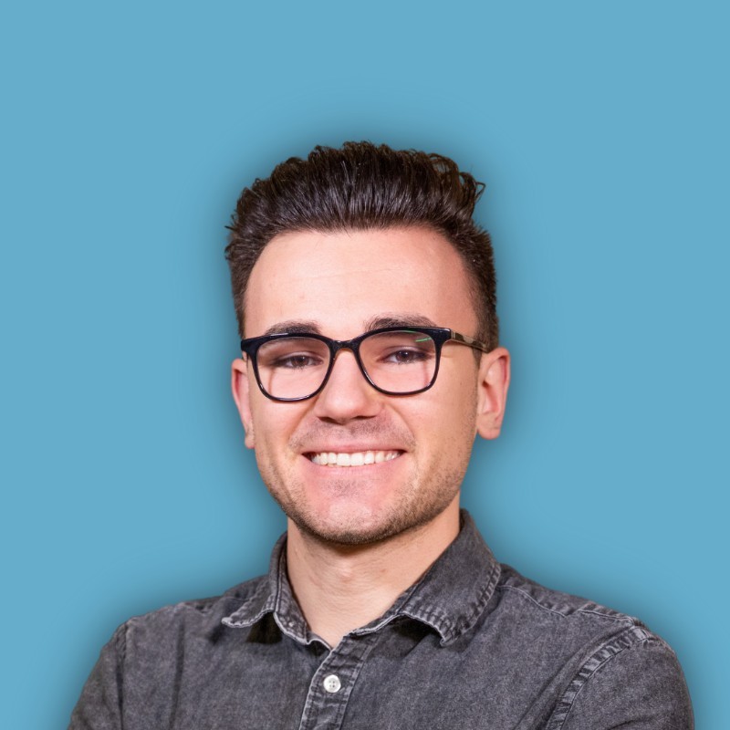 Daniel Hlynianchuk headshot